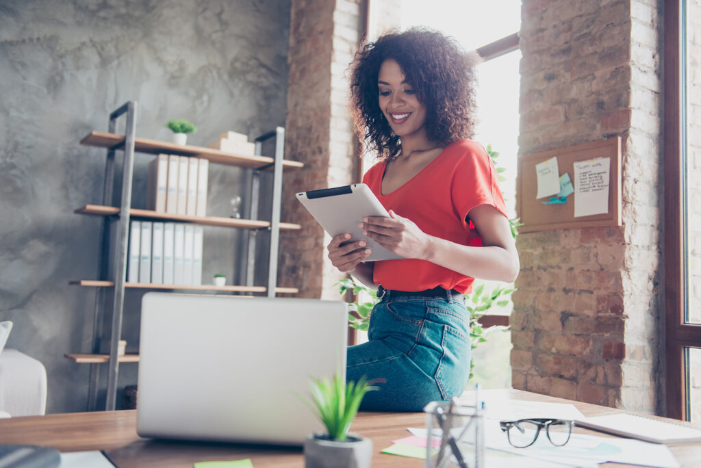 woman going through freelancer payment options
